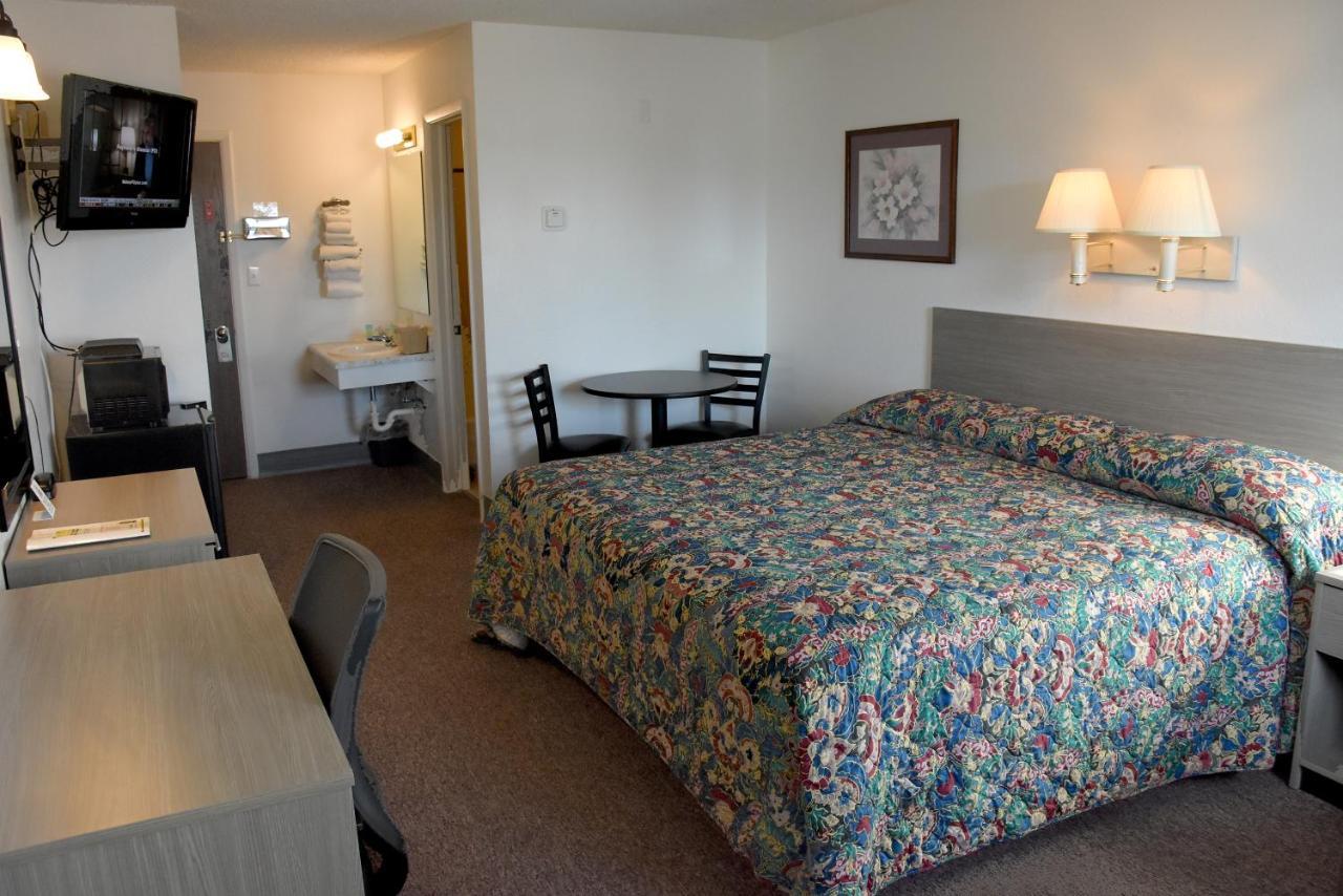 Yellowstone River Inn Glendive Esterno foto
